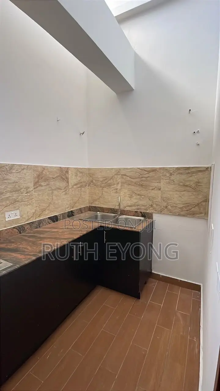 1bdrm Penthouse in Elf, Lekki Phase 1 for rent in Lekki Phase 1