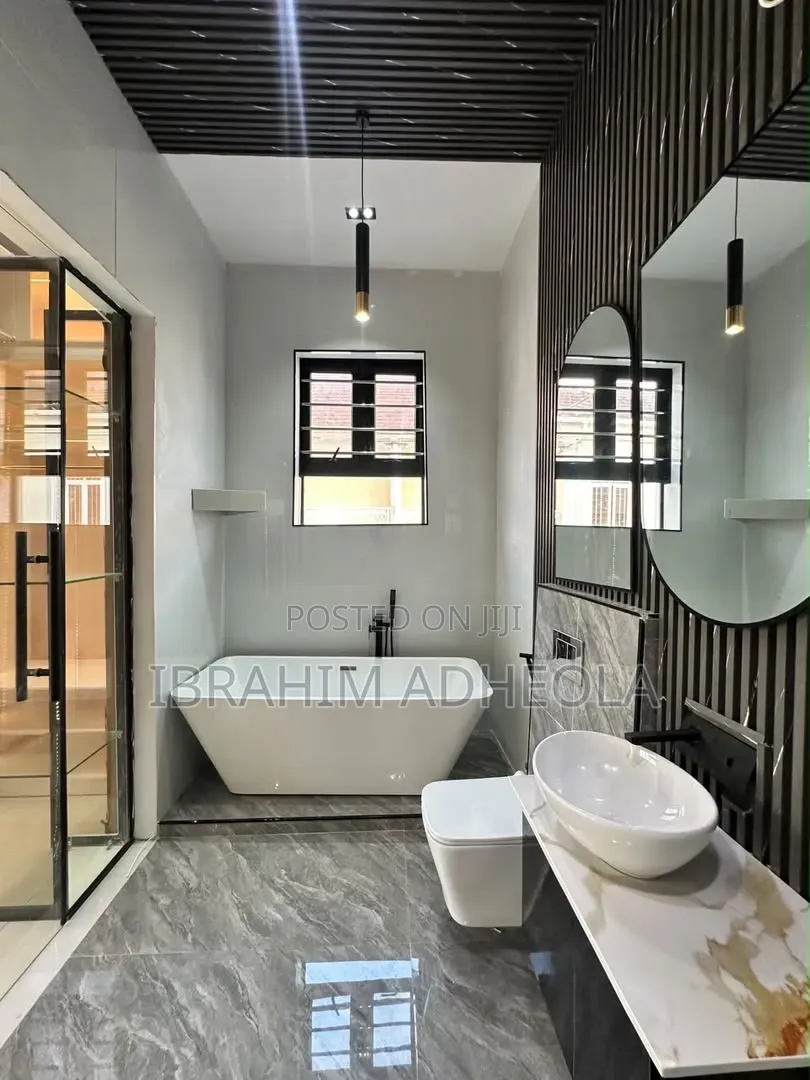 5bdrm Duplex in Ajah, Sangotedo for sale in Sangotedo
