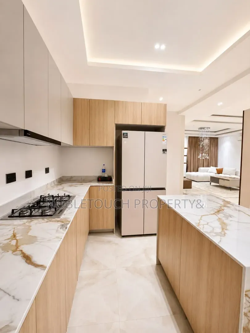 3bdrm Block of Flats in Ikoyi Lagos for sale in Old Ikoyi