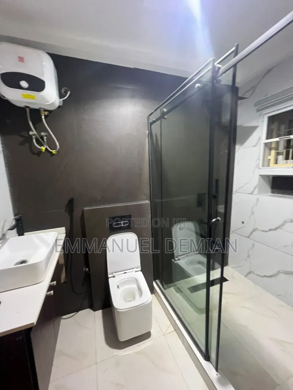 Mini Flat in Manglobal Estate, Life Camp for rent in Life Camp