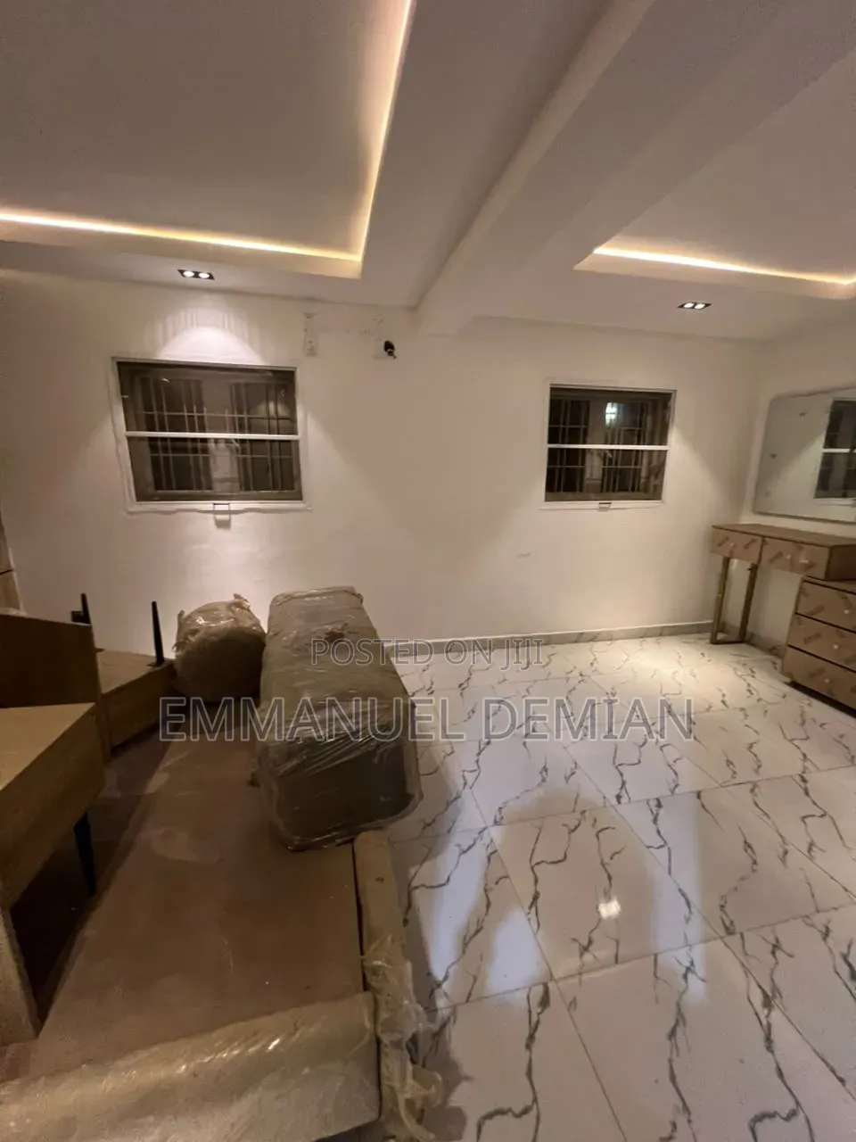 Mini Flat in Manglobal Estate, Life Camp for rent in Life Camp