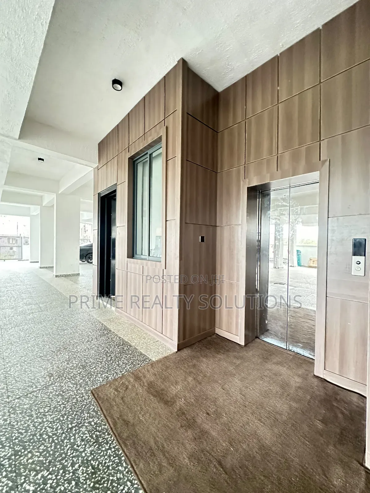 3bdrm Apartment in Ikate for sale in Ikate