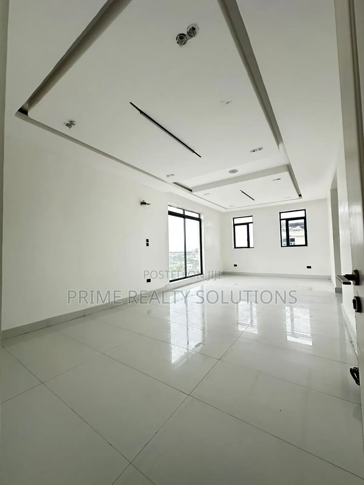 3bdrm Apartment in Ikate for sale in Ikate