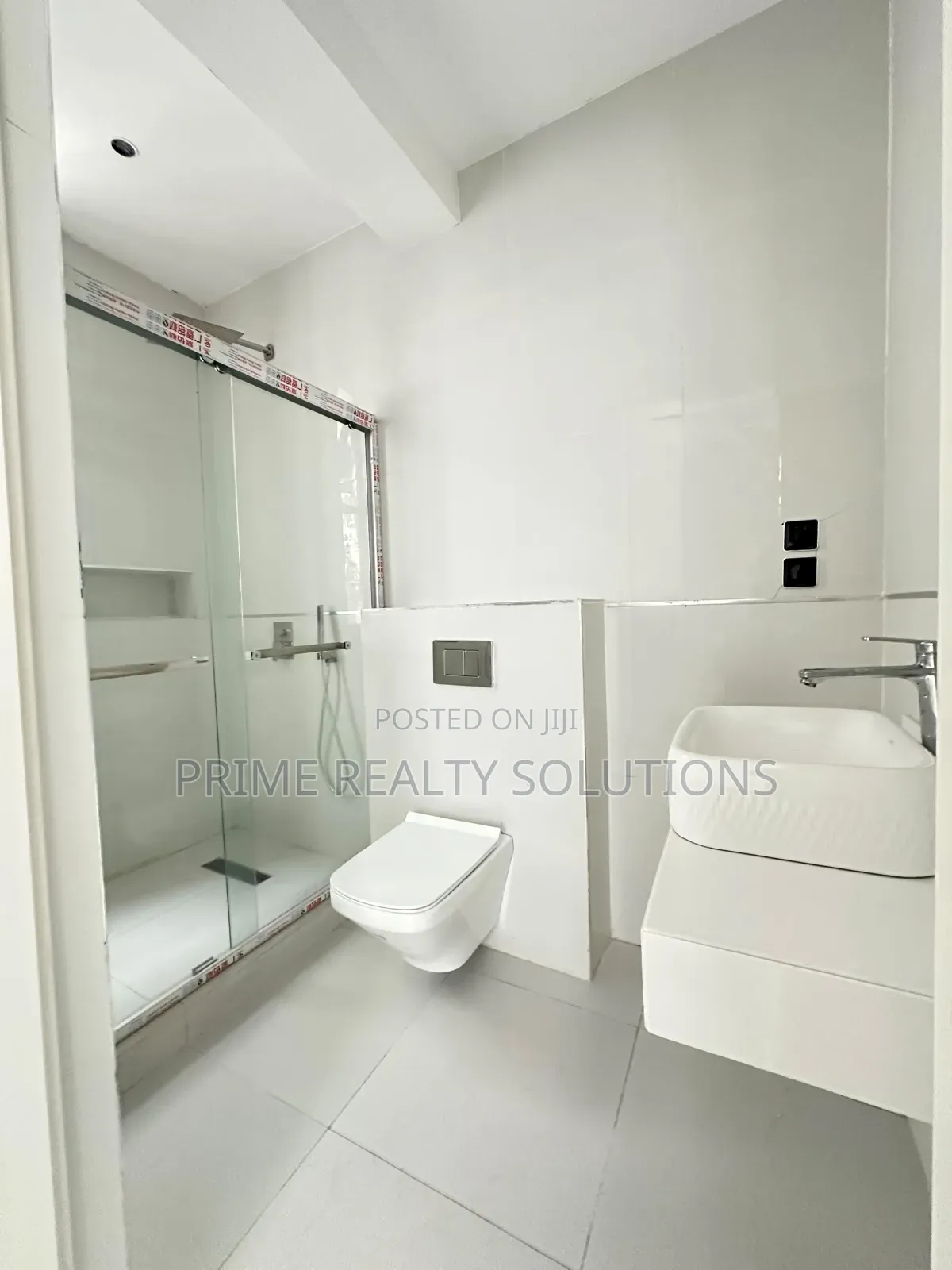 2bdrm Apartment in Ikate for sale in Ikate