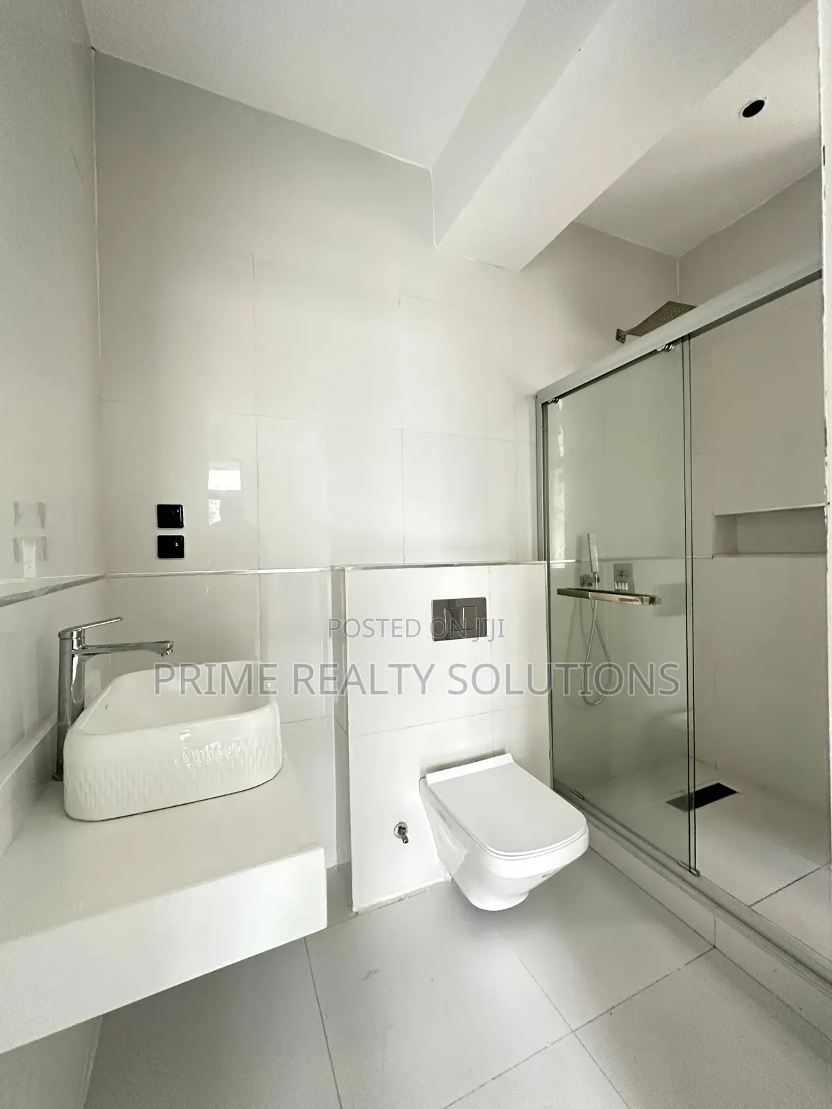 2bdrm Apartment in Ikate for sale in Ikate