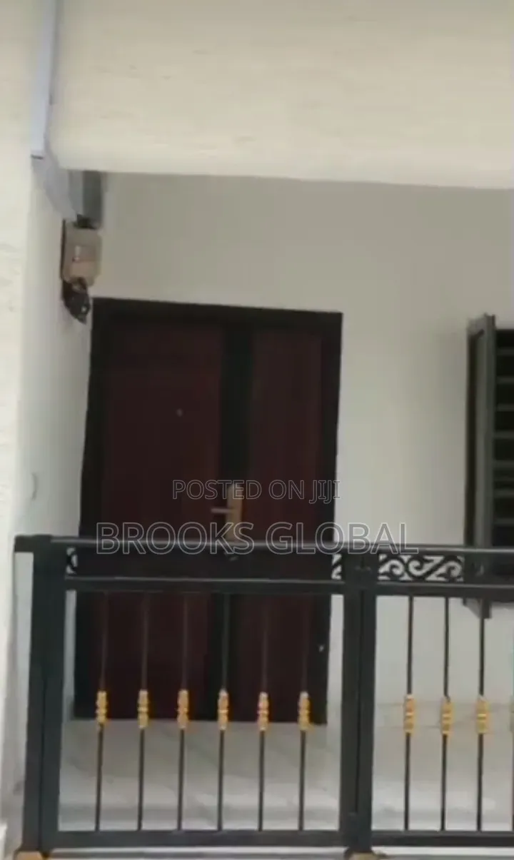 3bdrm Block of Flats in Warri for sale in Warri