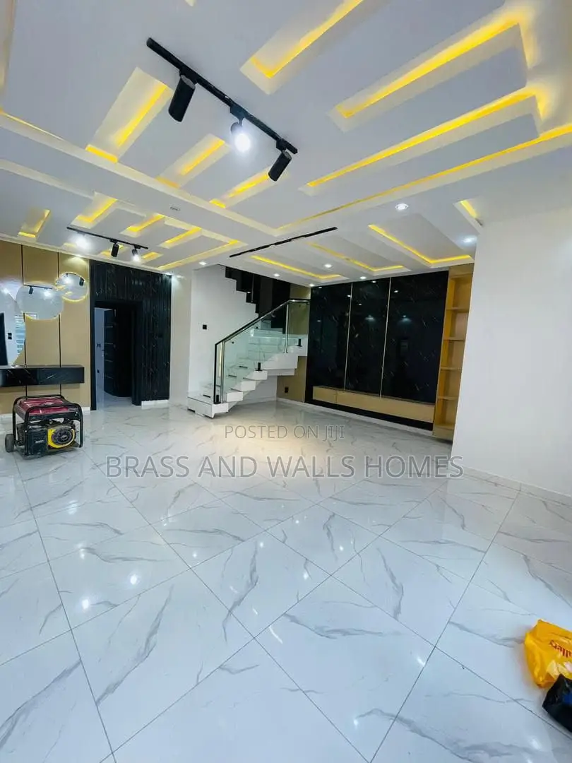 Furnished 5bdrm Duplex in Amazing Grace, New Oko Oba for sale in New Oko Oba