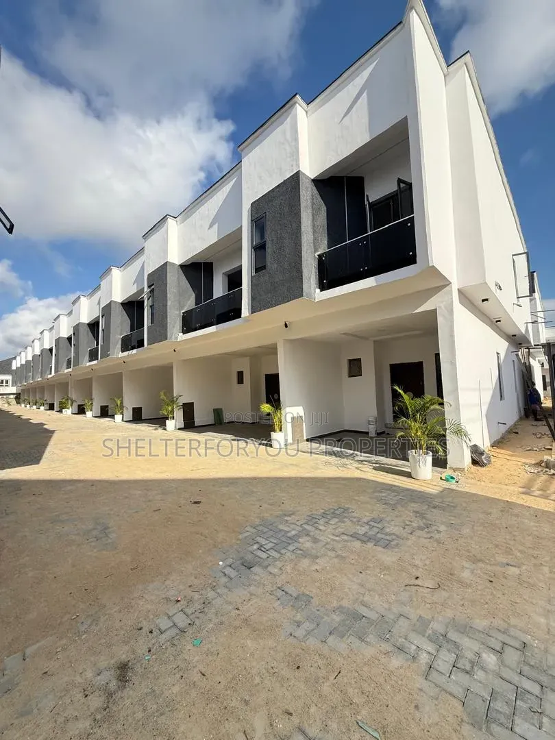 4bdrm Duplex in VGC / Ajah for sale in VGC / Ajah