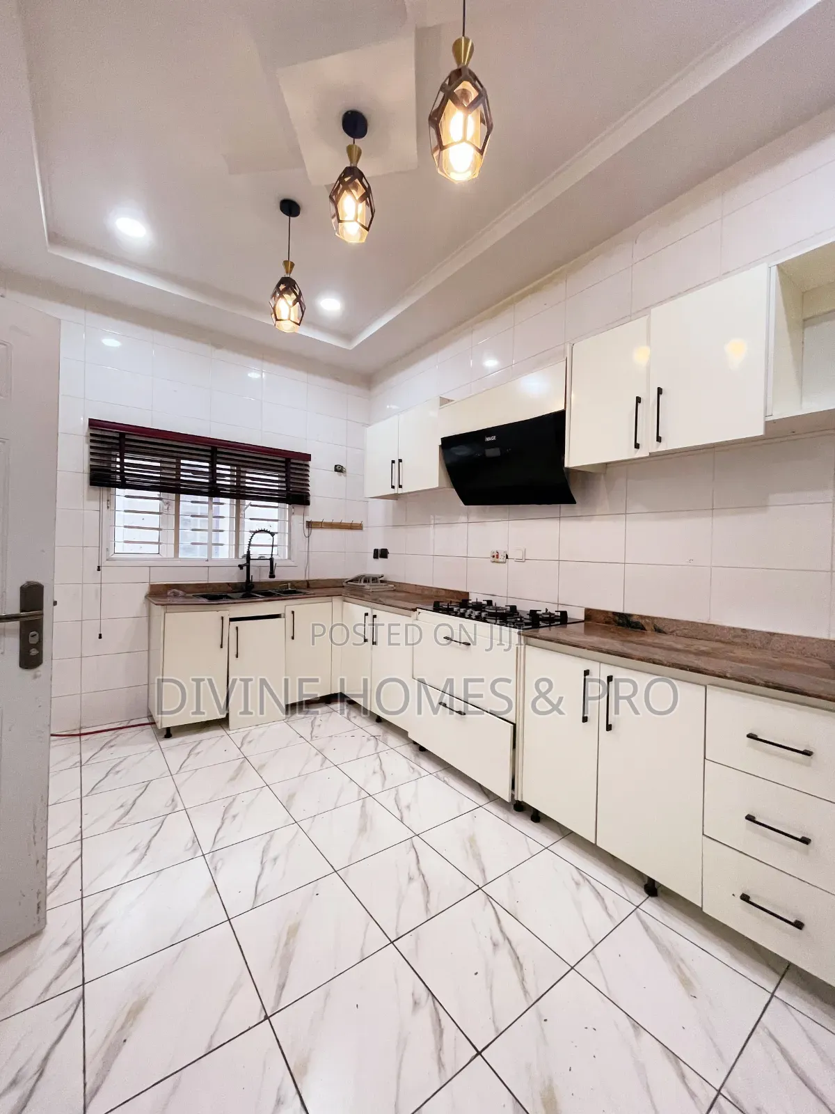 3bdrm Block of Flats in Katampe (Main) for rent in Katampe (Main)