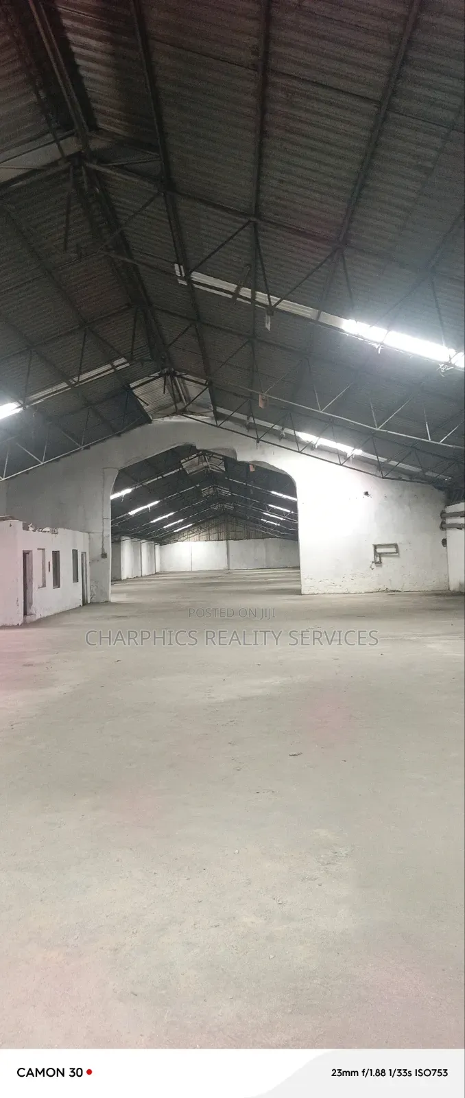 2,400sqm Warehouse Space Off Eric Moore Road Surulere, in Eric Moore