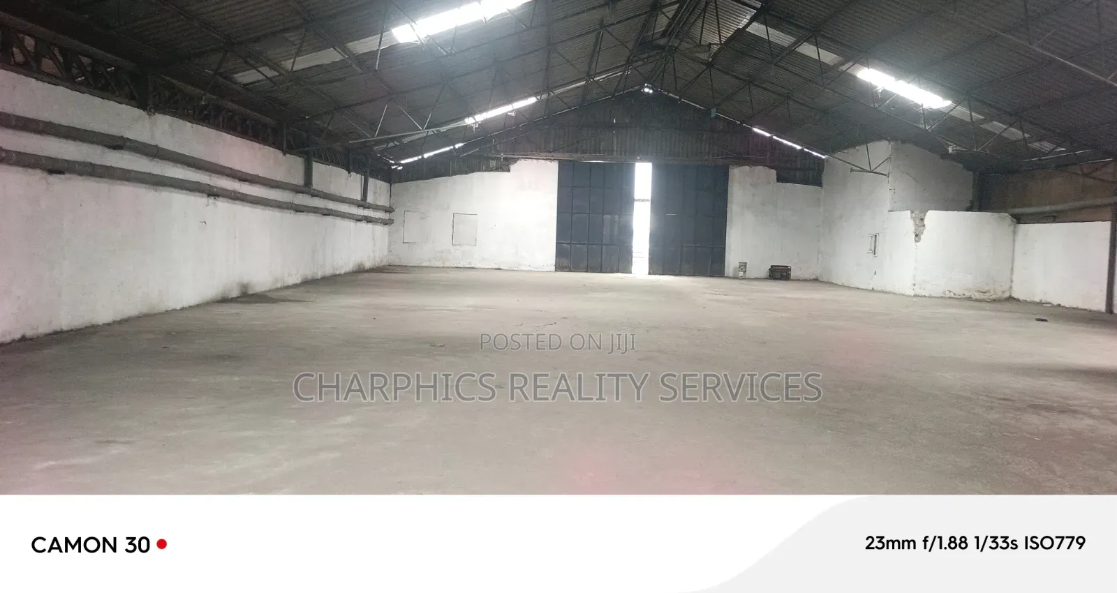 2,400sqm Warehouse Space Off Eric Moore Road Surulere, in Eric Moore