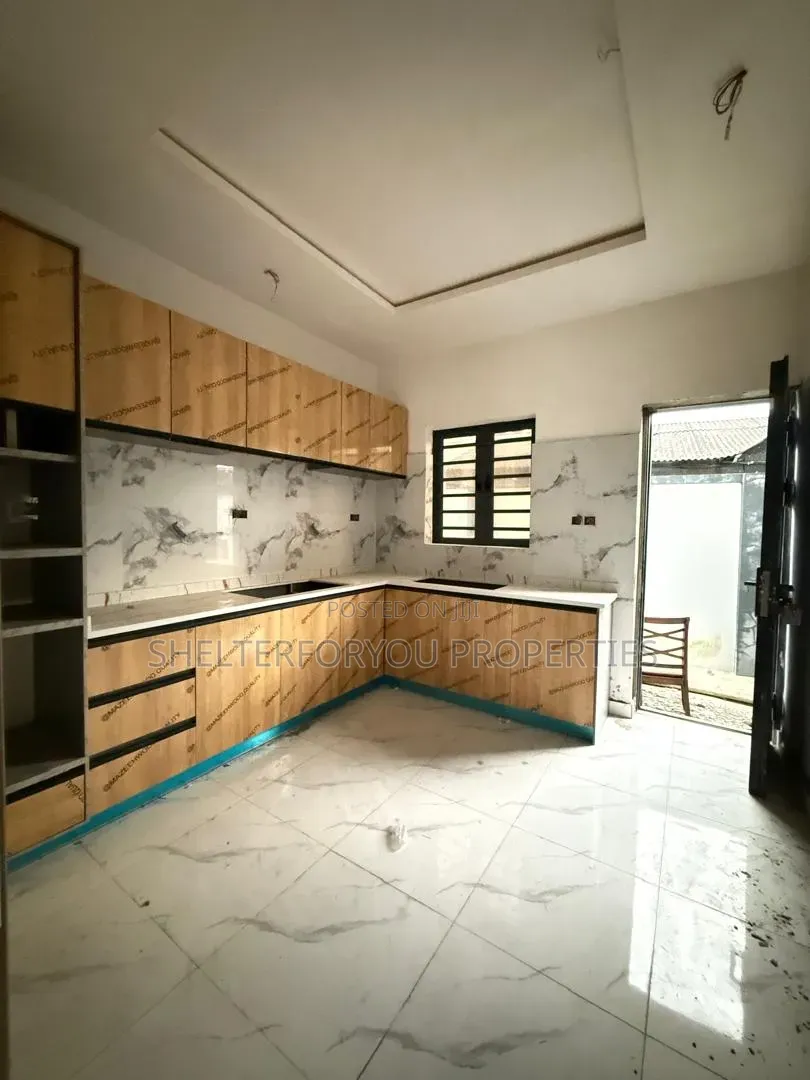 4bdrm Duplex in Sangotedo for sale in Sangotedo