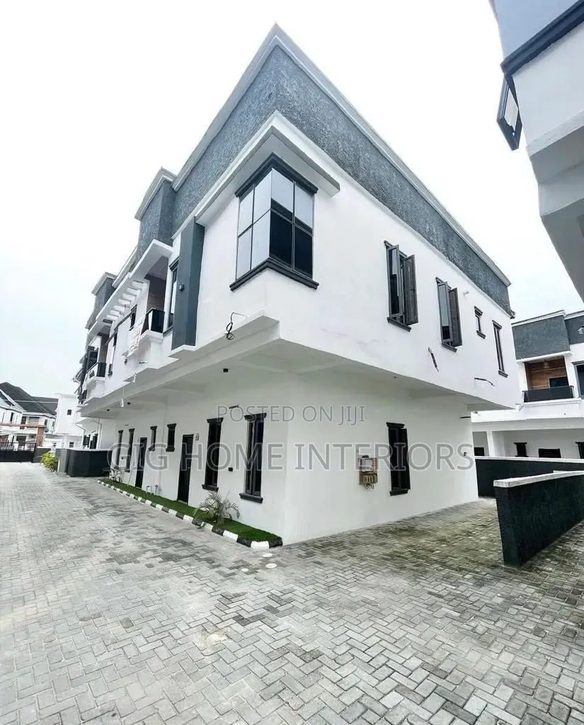 4bdrm Duplex in Ikota Gra, Ajah for sale in Ajah