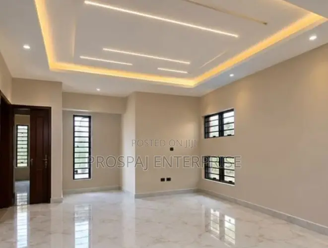 5bdrm Duplex in GRA Phase 1 for sale in GRA Phase 1