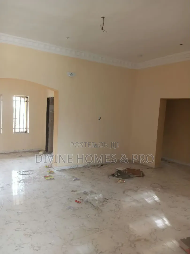 3bdrm Block of Flats in Gwagwalada Dukpa, Giri for rent in Giri