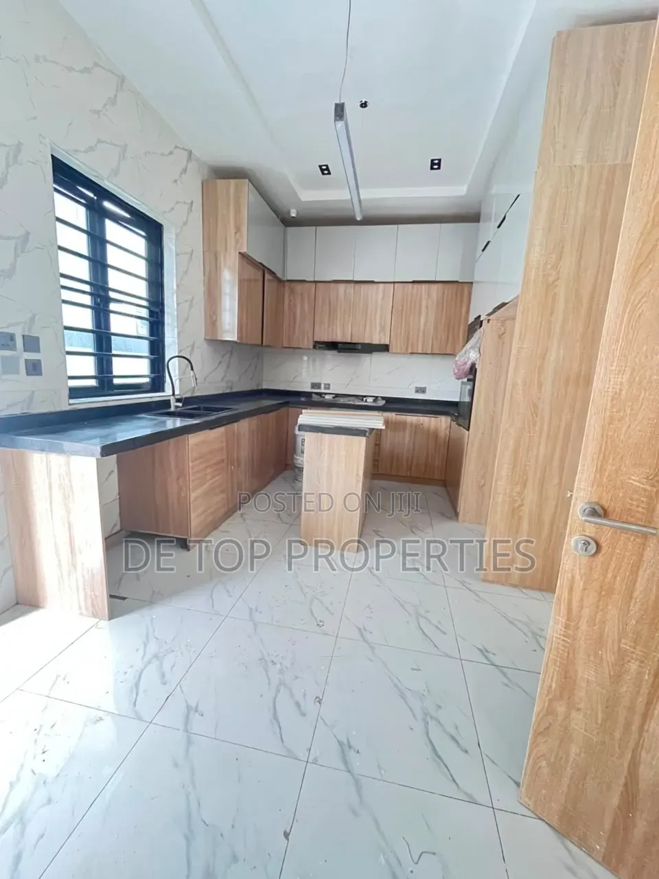 4bdrm Duplex in Orchid Road, Lekki Expressway for rent in Lekki Expressway