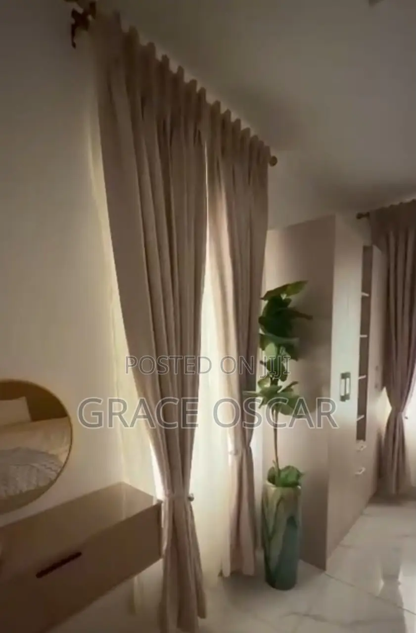 3bdrm Apartment in Ogombo for sale in Ogombo