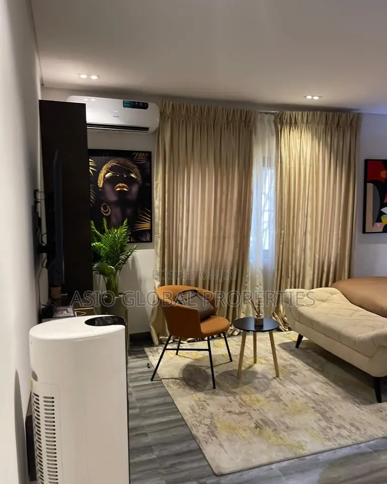 Spacious and Luxurious Studio Apartment in Yaba in Onike