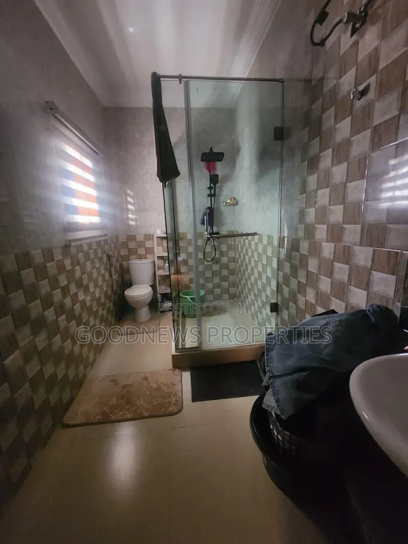 Furnished 1bdrm Shared Apartment in Ikota for rent in Ikota