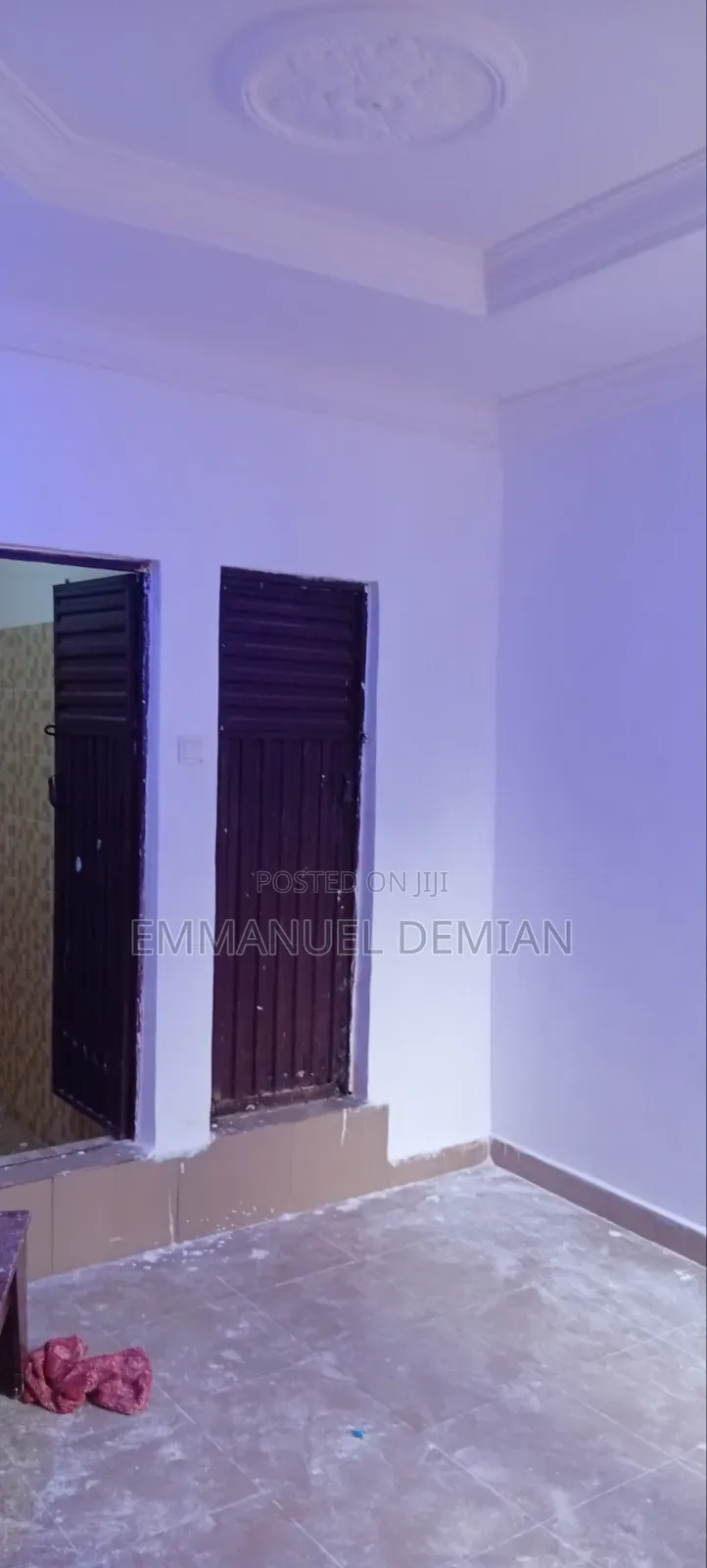 Mini Flat in Obasenjo Street, Dutse-Alhaji for rent in Dutse-Alhaji