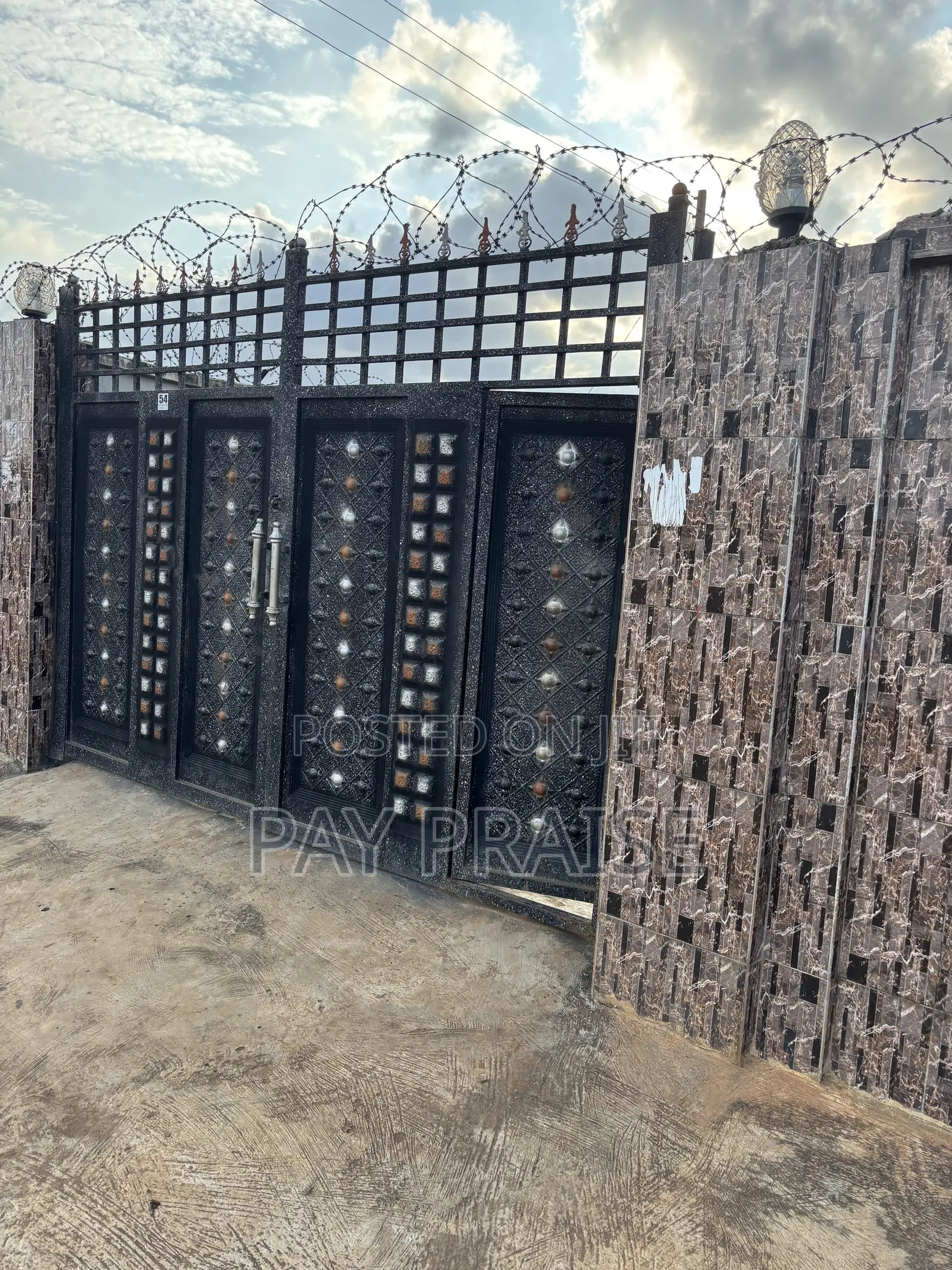 1bdrm Room & Parlour in Adamo for rent in Adamo