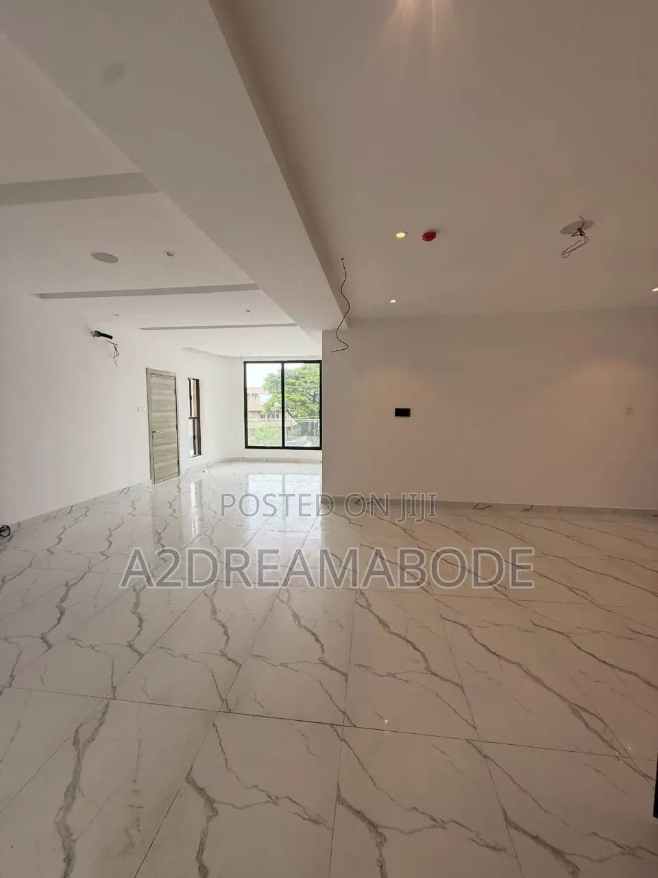 3bdrm Apartment in Lekki Phase 1 for sale in Lekki Phase 1