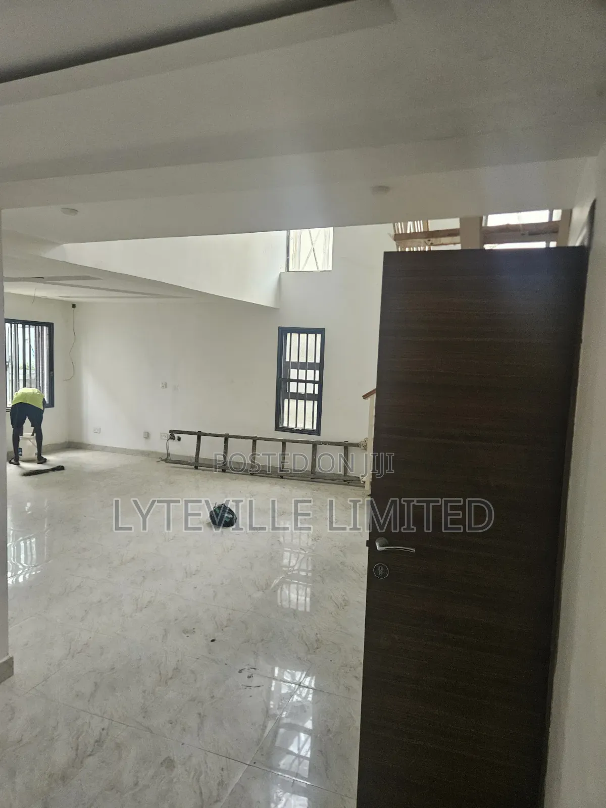 3bdrm Duplex in Jabi for sale in Jabi