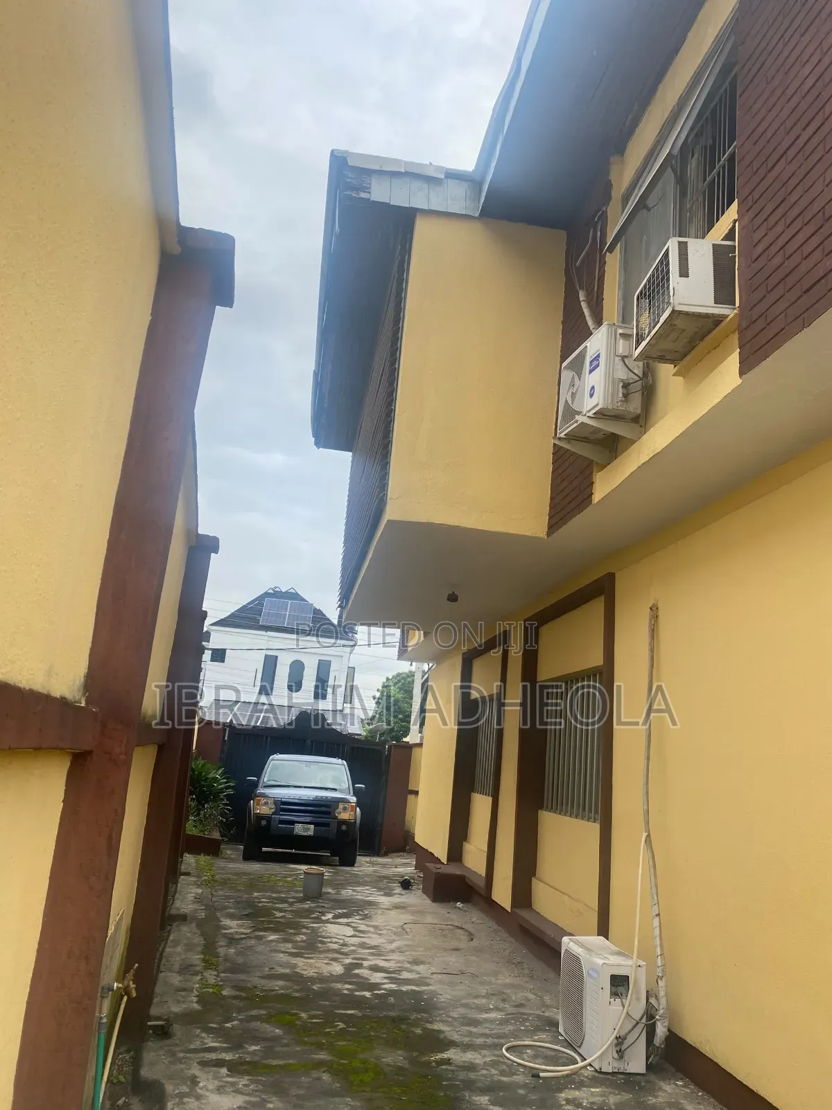 Land Measuring 485sqm With a Demolishable Structure on It, in a Love in Adeniyi Jones