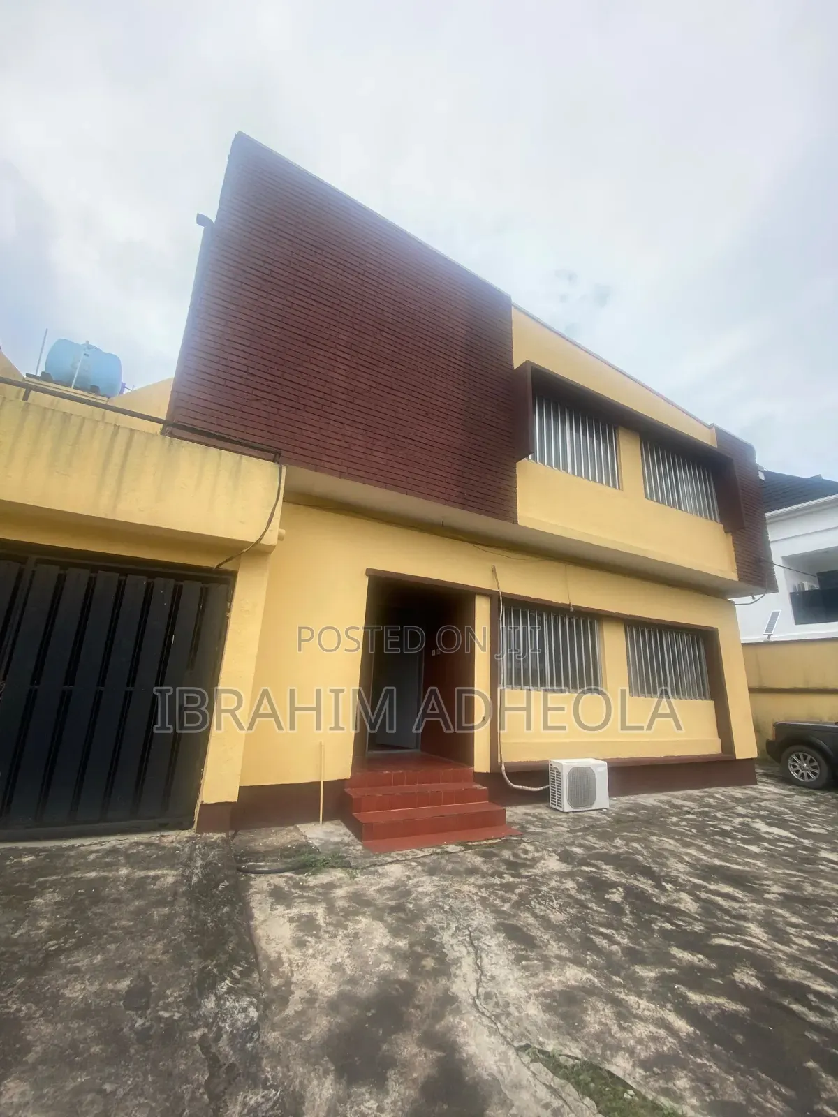 Land Measuring 485sqm With a Demolishable Structure on It, in a Love in Adeniyi Jones