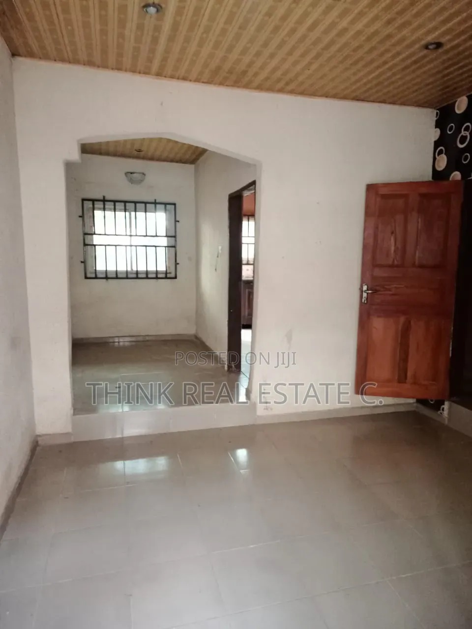 3bdrm Block of Flats in Isihor, Benin City for sale in Benin City
