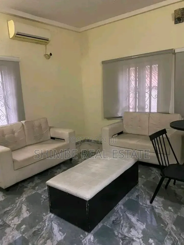 4bdrm Duplex in Main Shelter Afrique, Uyo for rent in Uyo