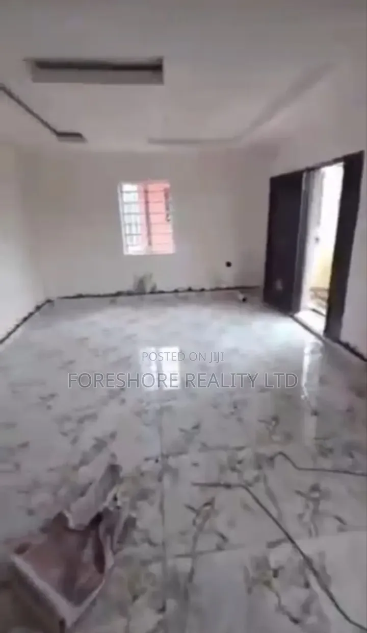 2bdrm Apartment in Adekunle for rent in Adekunle