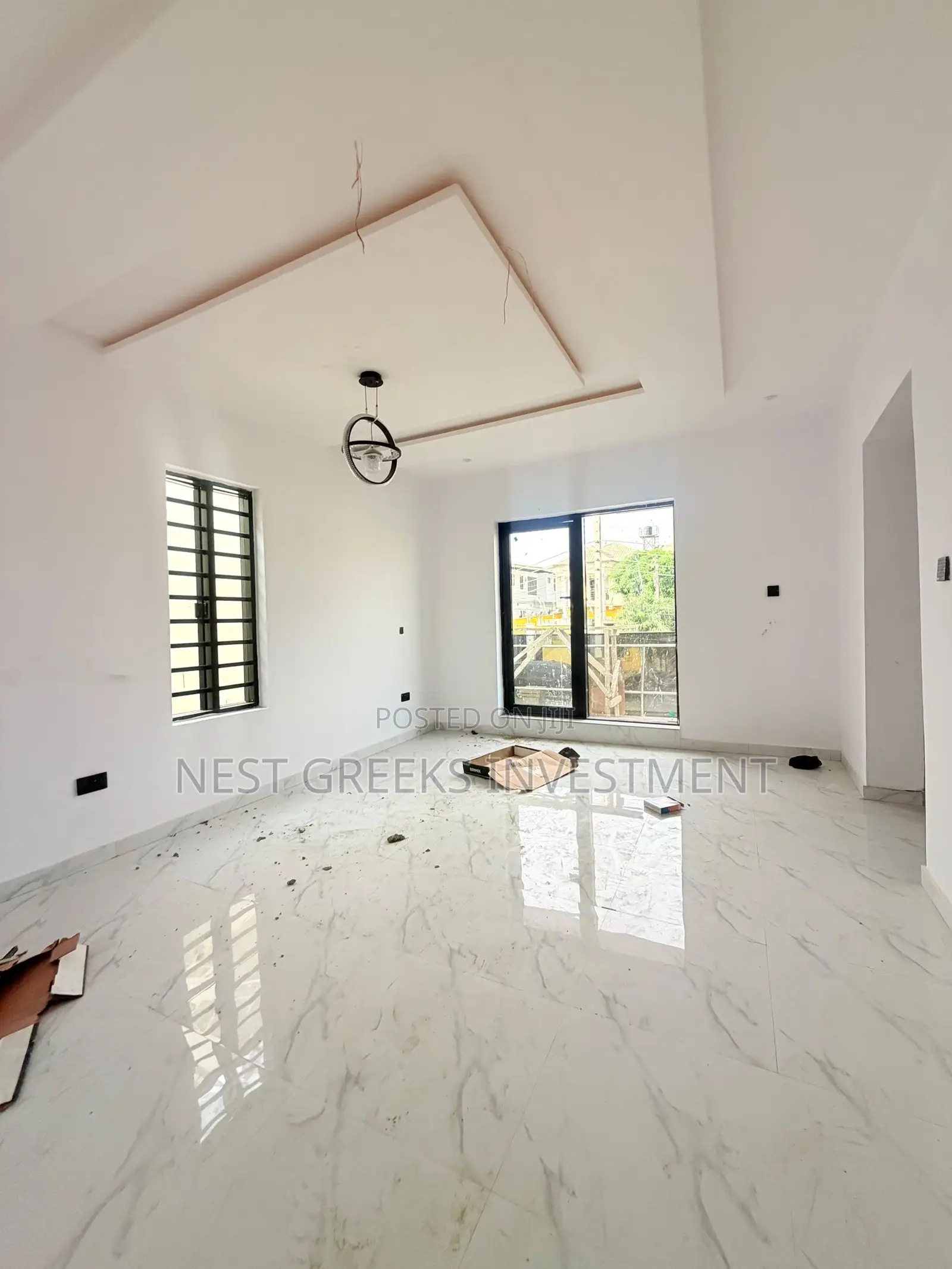 5bdrm Duplex in Omole Phase 2 for sale in Omole Phase 2