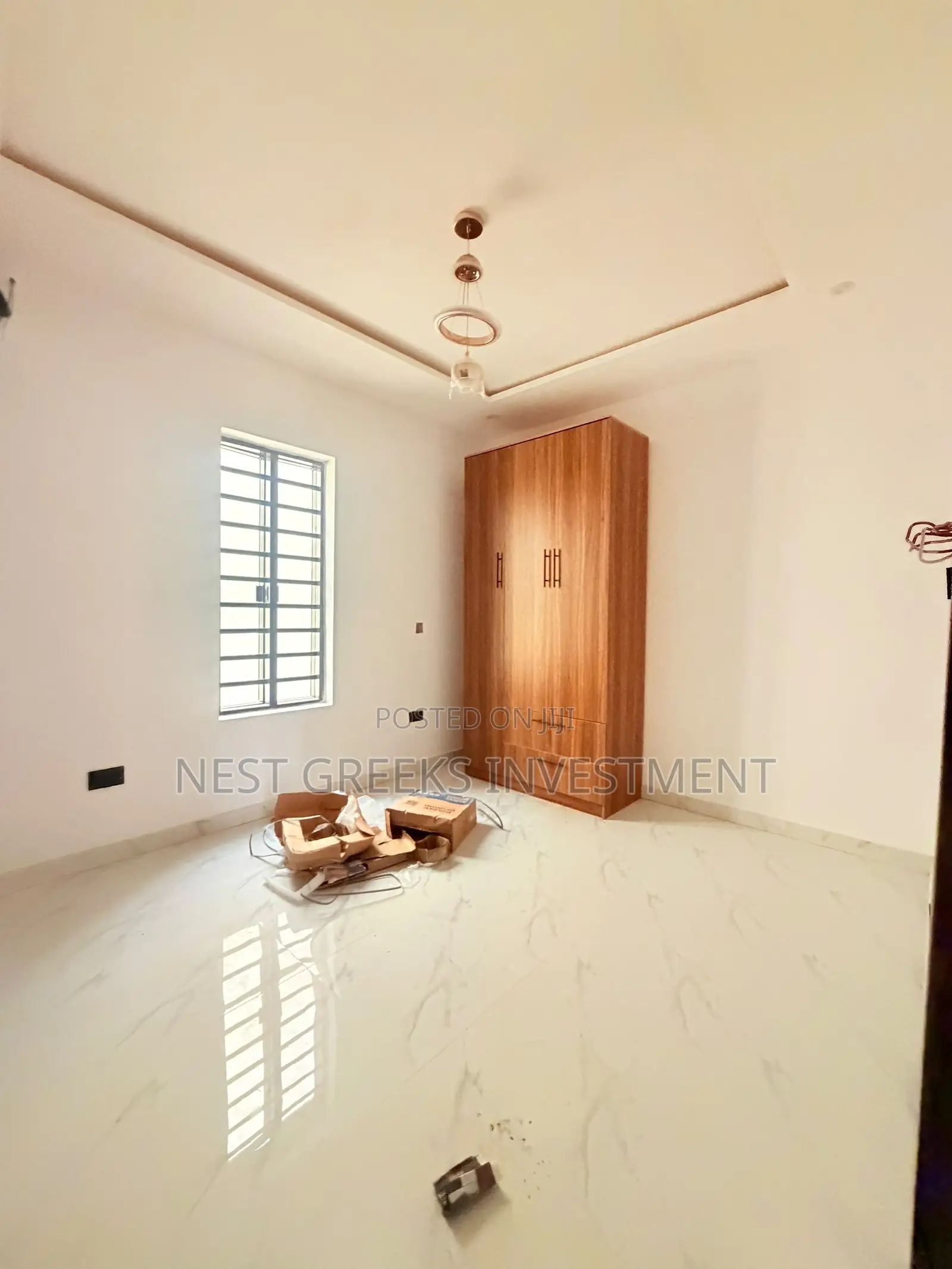5bdrm Duplex in Omole Phase 2 for sale in Omole Phase 2