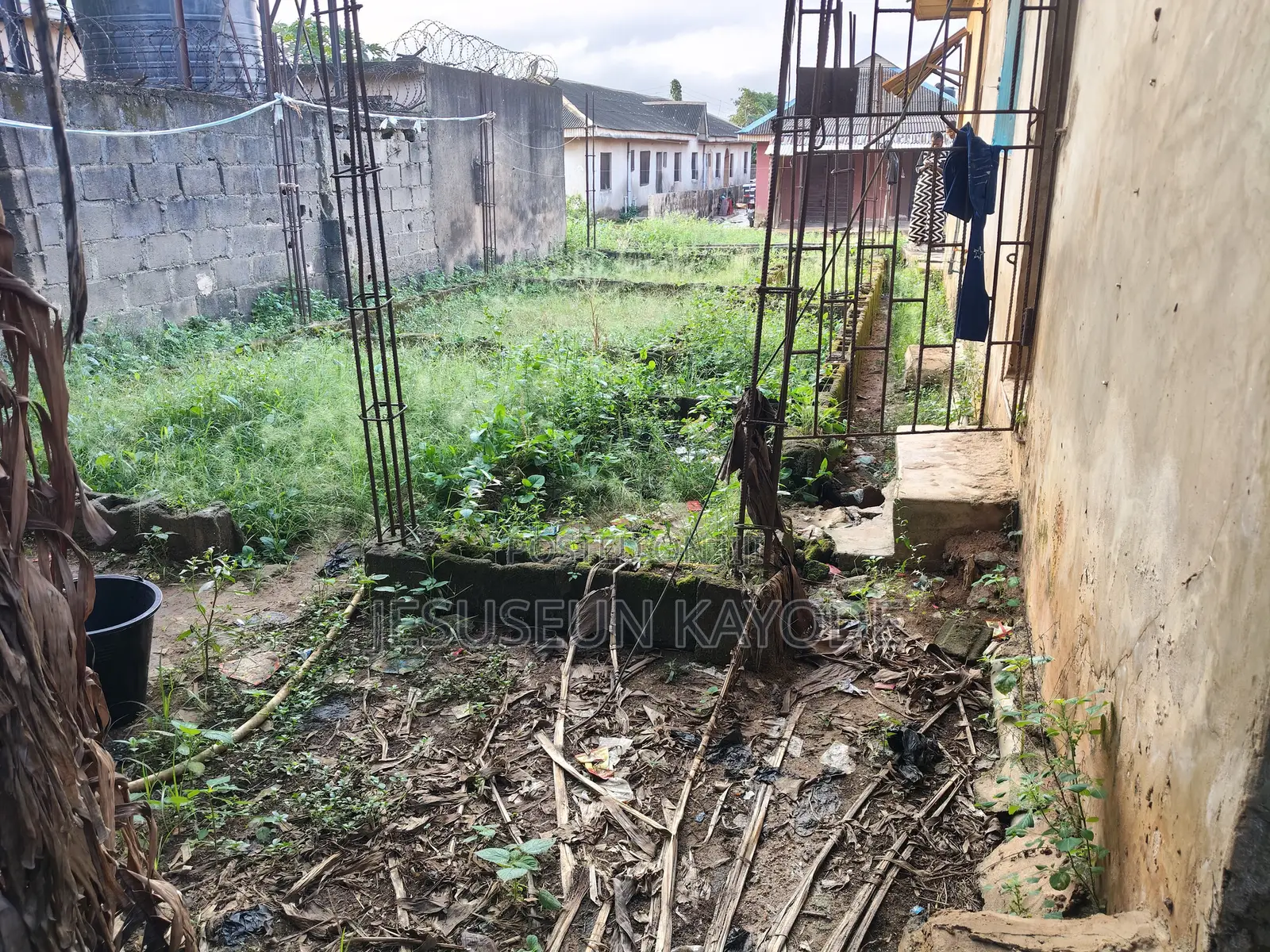 Small Plot of Land With 1 Bedroom Foundation in Ikorodu Garage