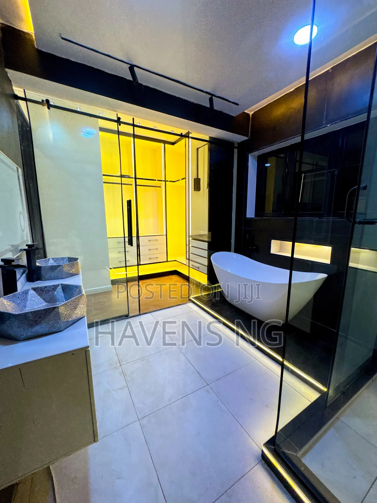 5bdrm Duplex in Guzape District for sale in Guzape District