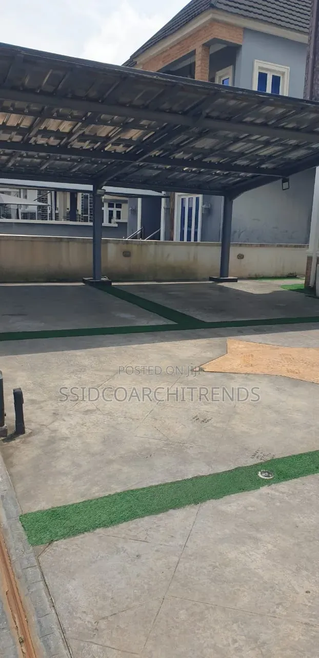 5bdrm Duplex in Call To Access, Ikota for sale in Ikota