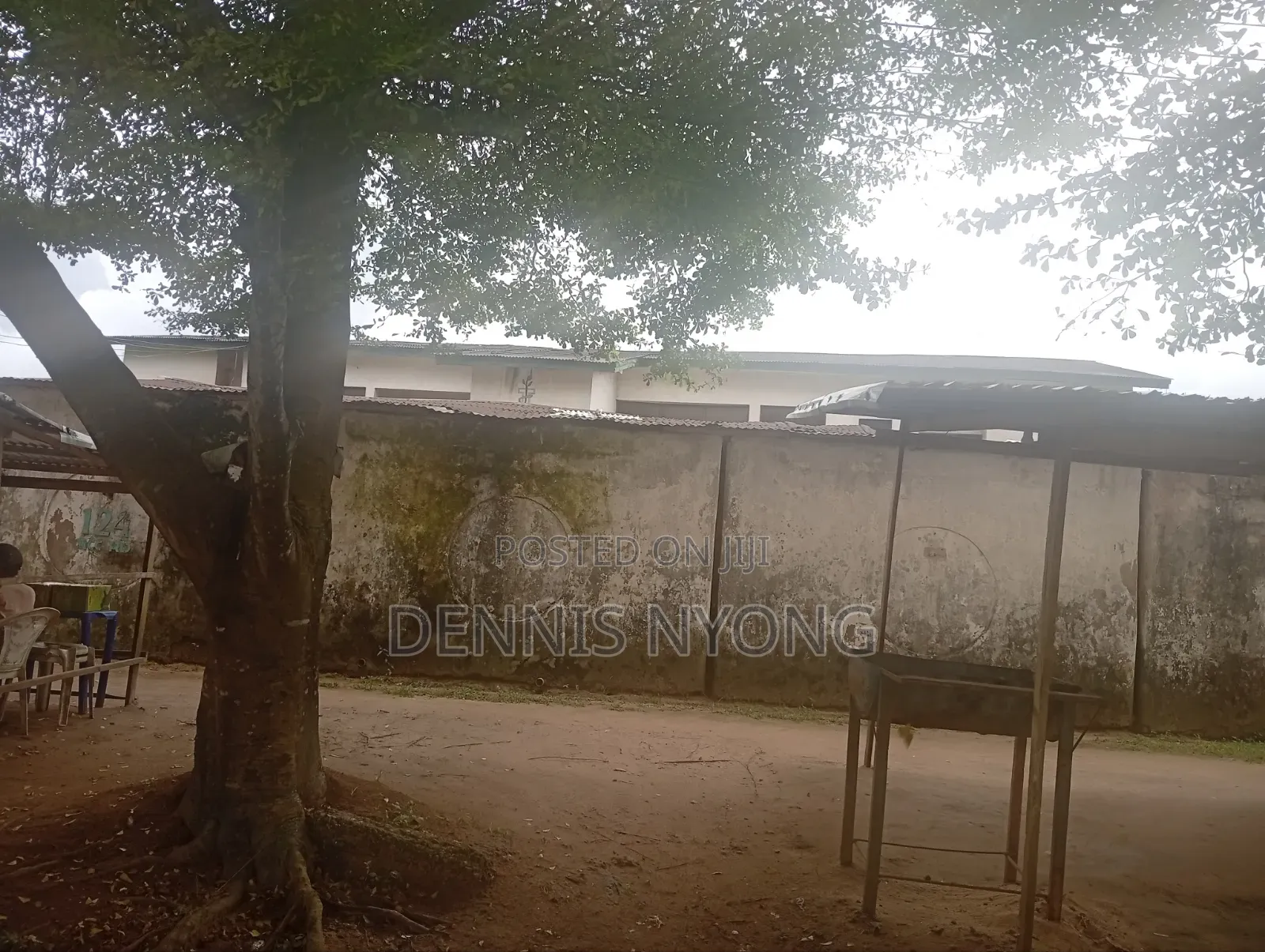 15bdrm Duplex in Mcc, Effio Ette, Calabar for sale in Calabar