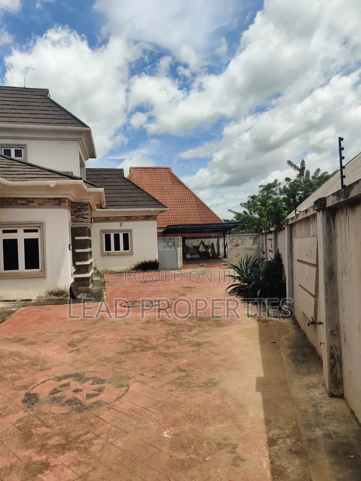 2bdrm Bungalow in Alagbaka Gra, Akure for rent in Akure