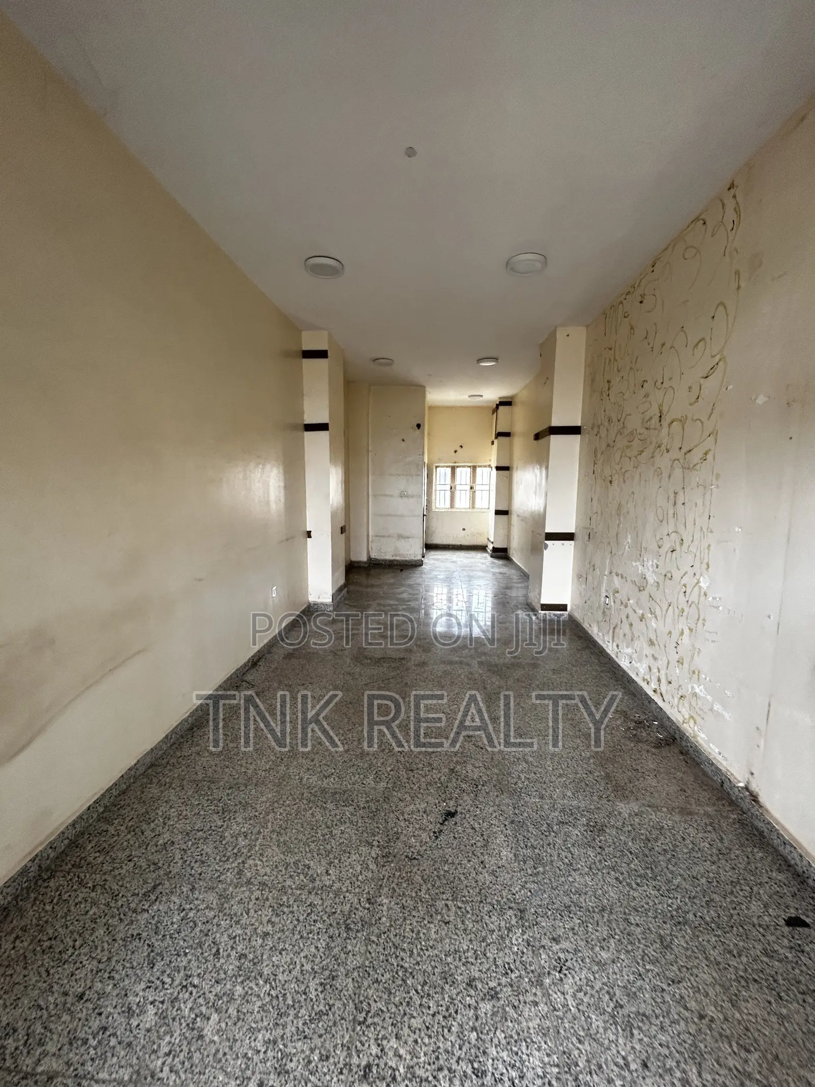 Office Space/Shop for Rent in Mabushi
