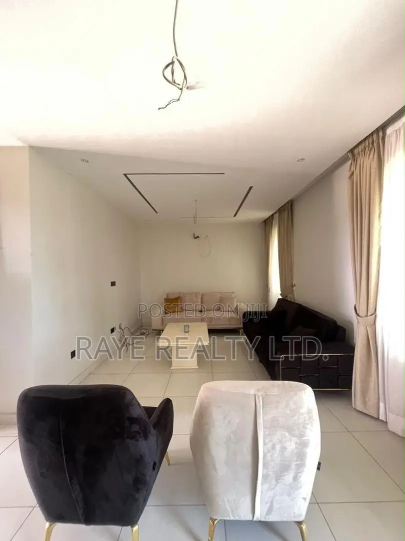 4bdrm Duplex in Lekki Phase 1 for sale in Lekki Phase 1