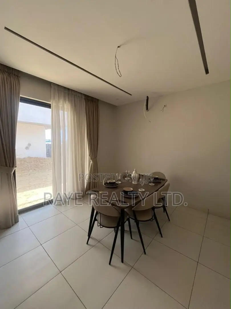 4bdrm Duplex in Lekki Phase 1 for sale in Lekki Phase 1