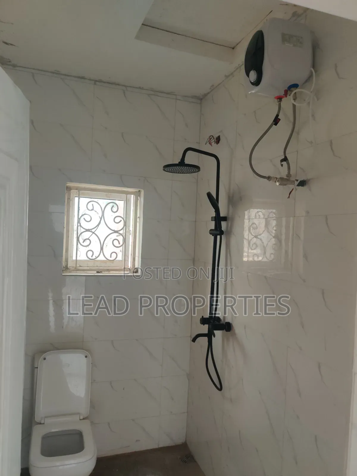 2bdrm Block of Flats in Hob Estate Akure for rent in Akure