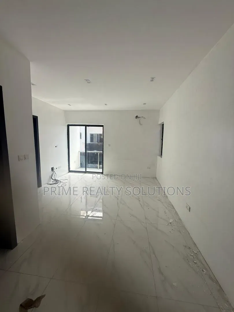 4bdrm Townhouse / Terrace in Ologolo for rent in Ologolo
