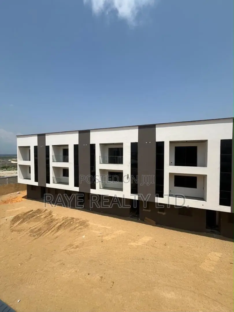 4bdrm Duplex in Lekki Phase 1 for sale in Lekki Phase 1