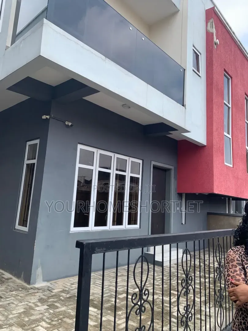 4bdrm Duplex in Ikeja GRA for sale in Ikeja GRA