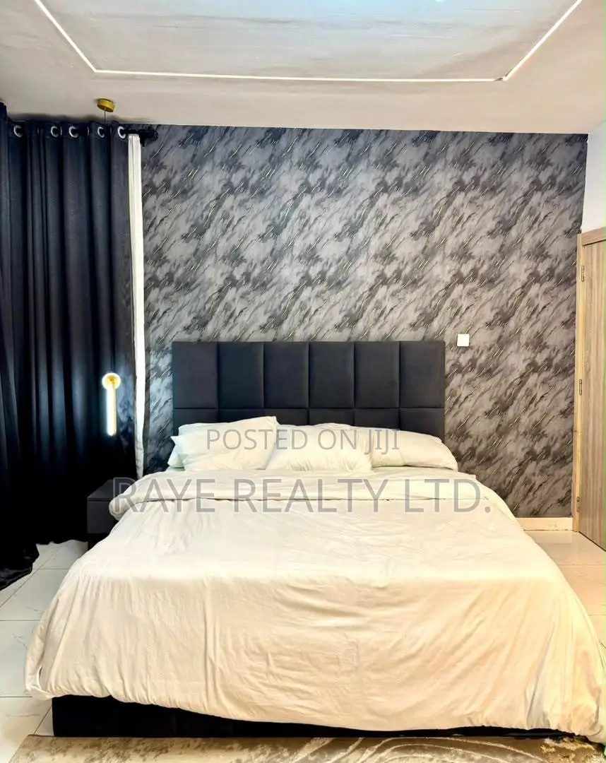 Furnished 2bdrm Apartment in Lekki Phase 1 for sale in Lekki Phase 1