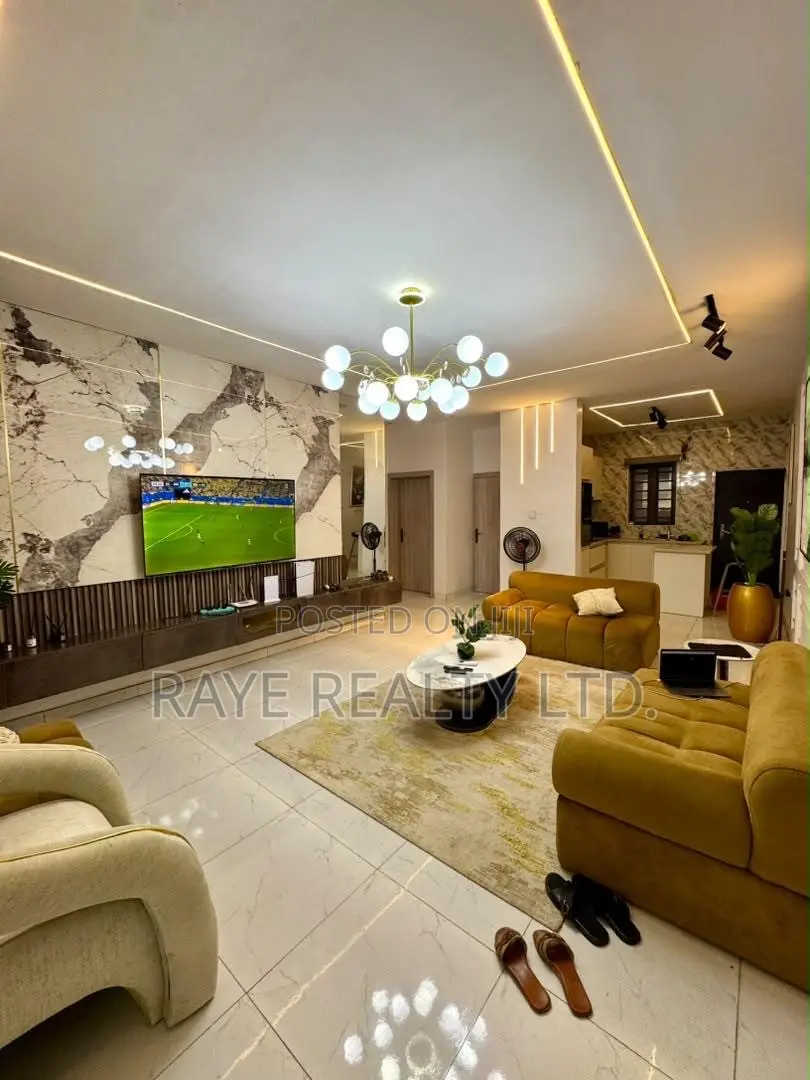Furnished 2bdrm Apartment in Lekki Phase 1 for sale in Lekki Phase 1