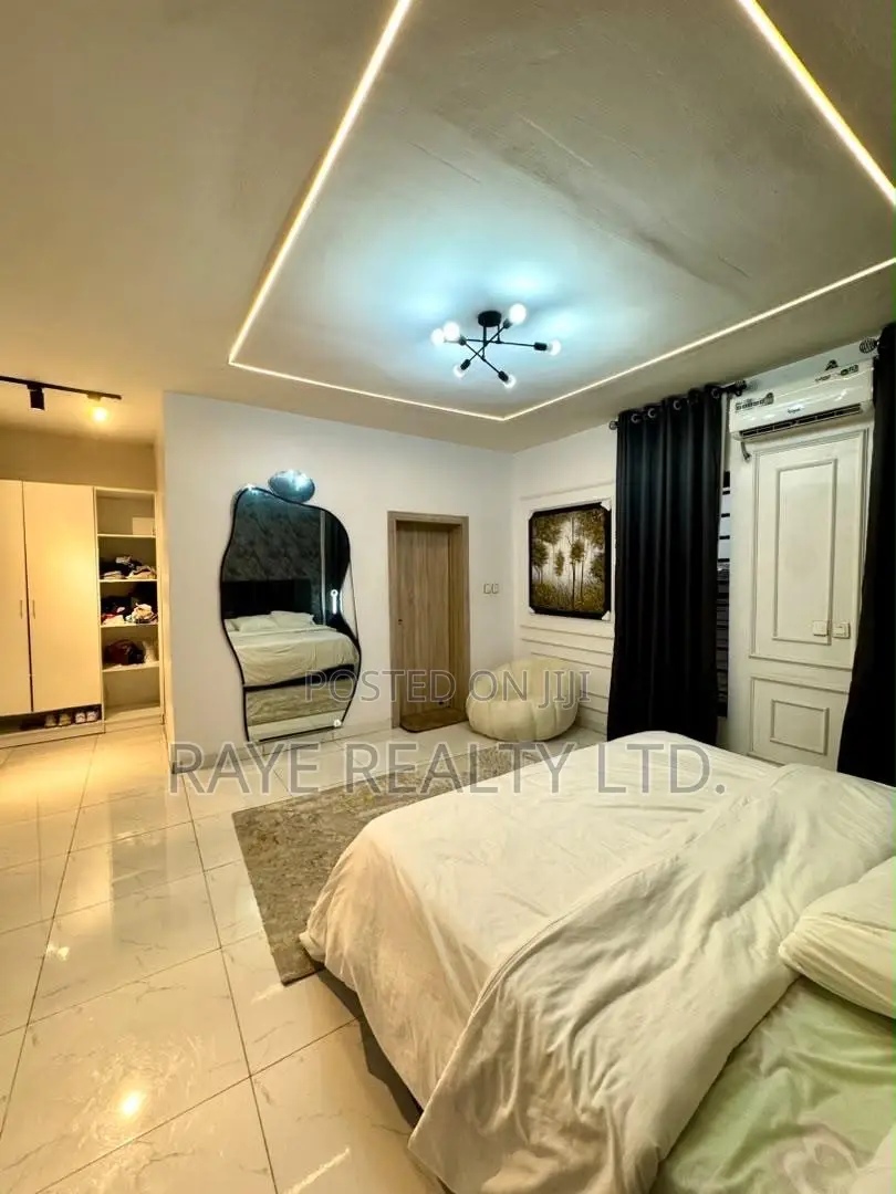 Furnished 2bdrm Apartment in Lekki Phase 1 for sale in Lekki Phase 1