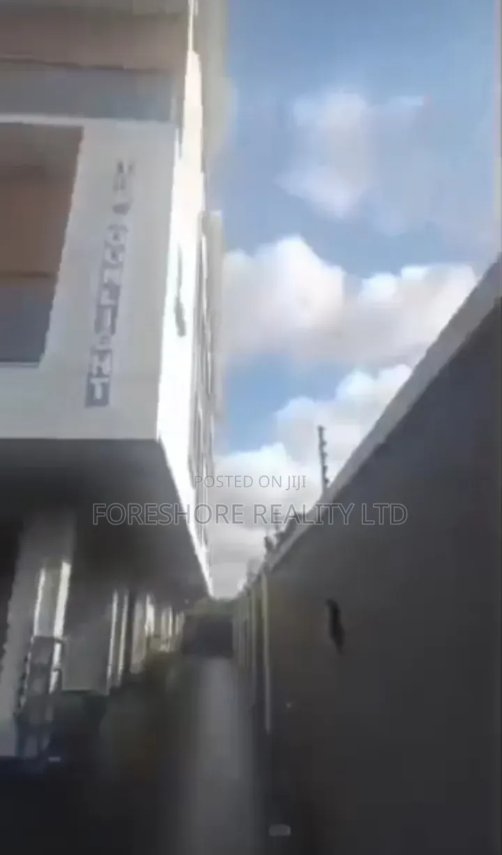 4bdrm Mansion in Obanikoro for rent in Obanikoro